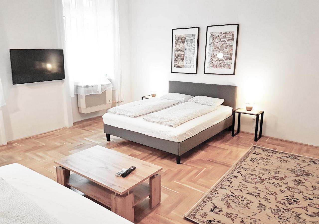 Luxury New Cozy Flat At Dob Street Nearby Gozsdu Court Apartamento Budapeste Exterior foto