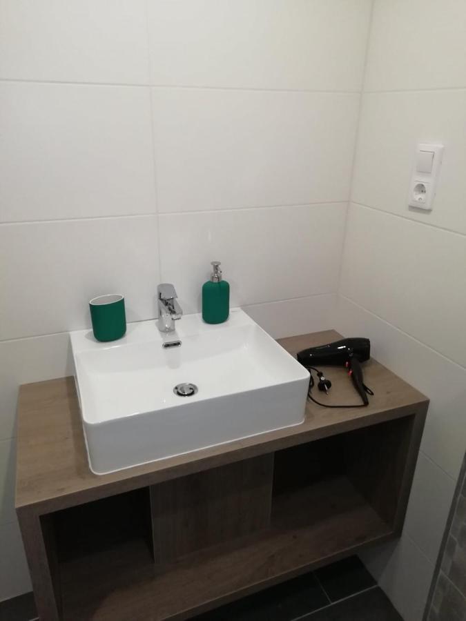 Luxury New Cozy Flat At Dob Street Nearby Gozsdu Court Apartamento Budapeste Exterior foto